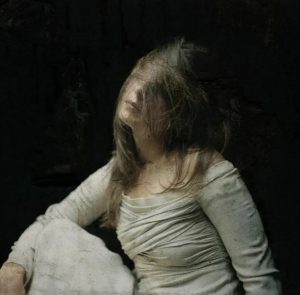 بوسه‌ی به جا مانده از آغوشی