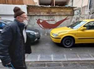 شمعی روشن کنیم